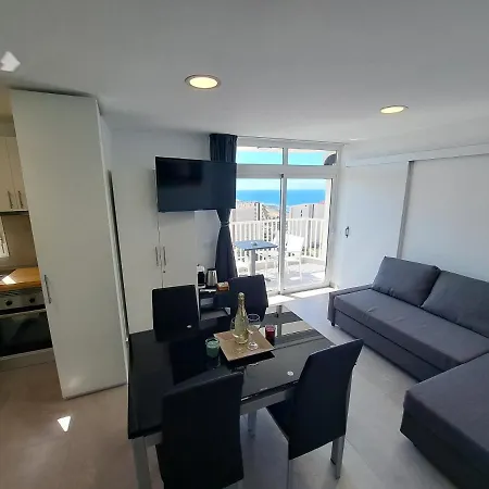 Daire Panoramic Floor - Americas *